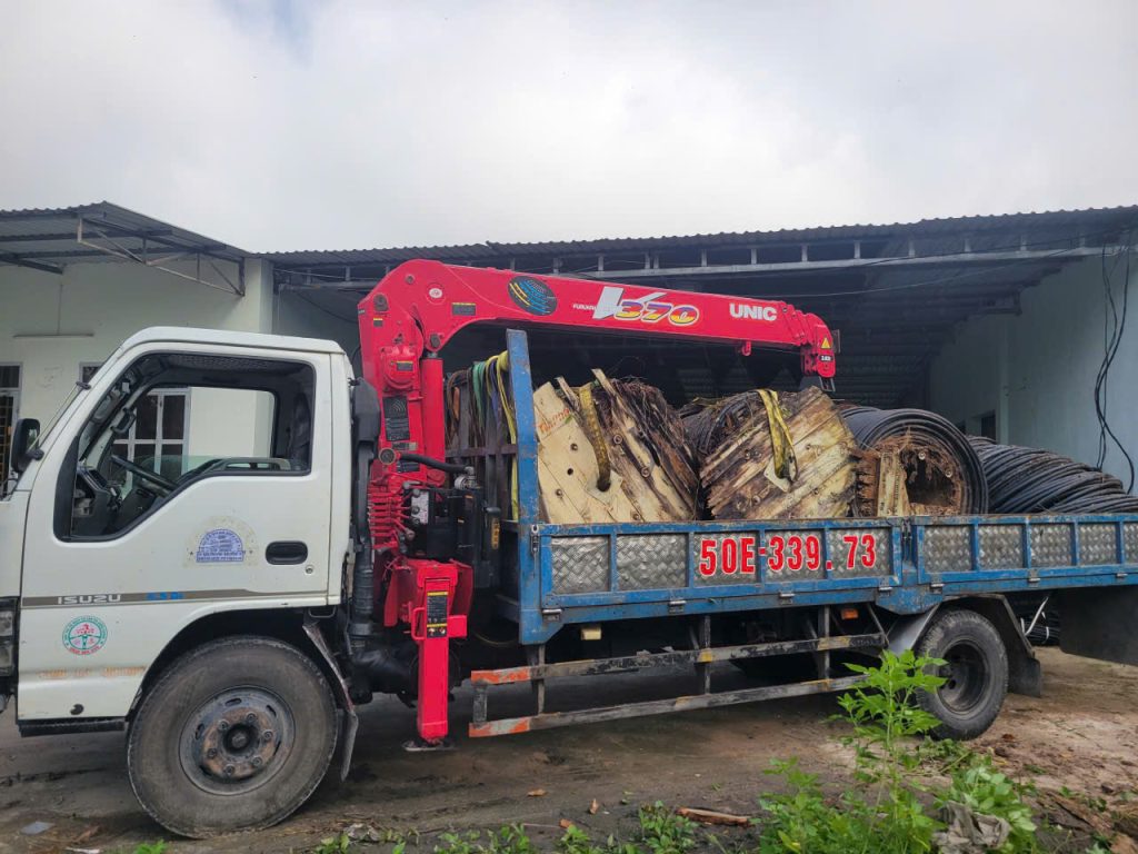 Cho Thuê Xe Cẩu Tại Bình Dương -【 SG24h】 Cho Thuê Xe Cẩu Tại Bình Dương -【 SG24h】
