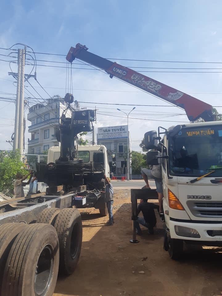 xe cẩu Thuận An Bình Dương xe cẩu Thuận An Bình Dương